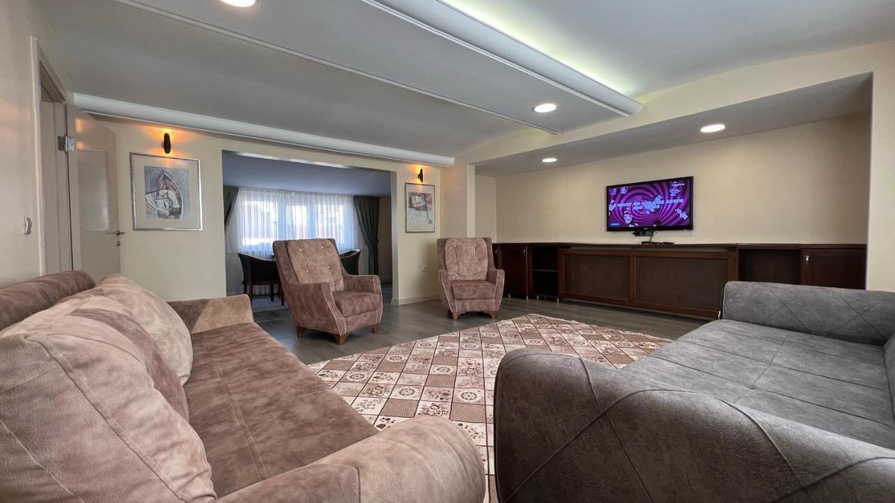 200 M2 Muhtesem Cati Kati, Roof Apartment Истанбул Екстериор снимка