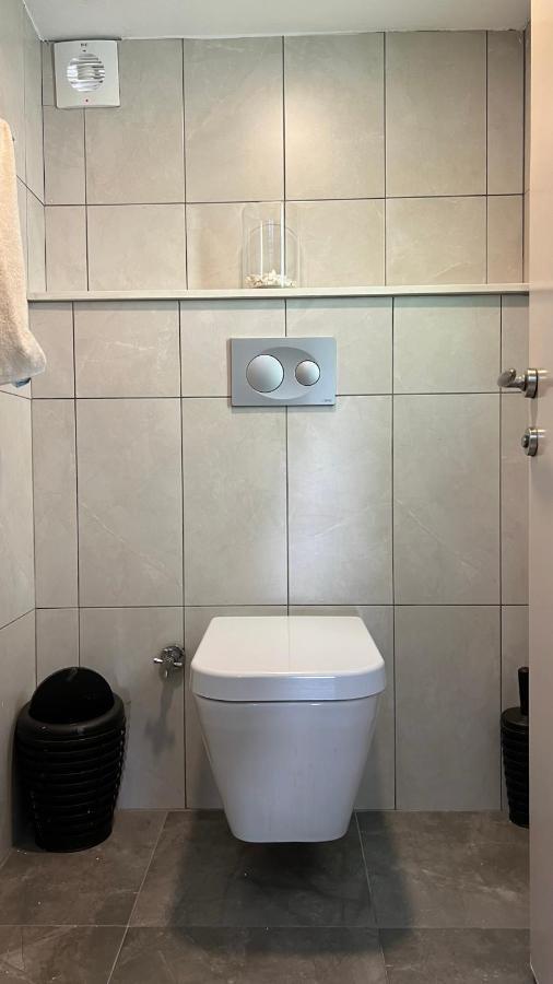 200 M2 Muhtesem Cati Kati, Roof Apartment Истанбул Екстериор снимка
